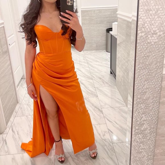 BEAUTIFUL SATIN ORANGE GOWN 😍 - Picture 1 of 2